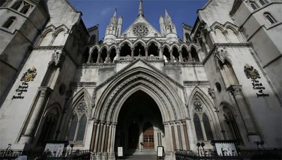 Fachada de las Reales Cortes de Justicia en Londres