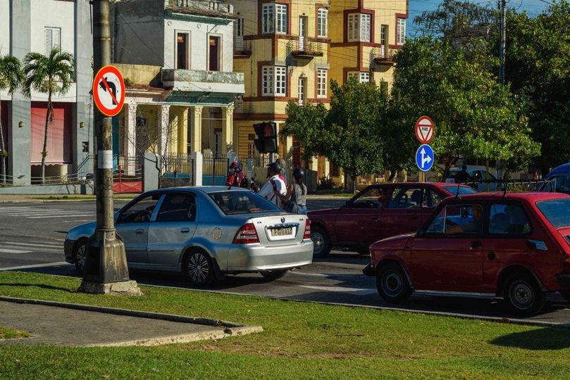 Comercialización de autos en Cuba