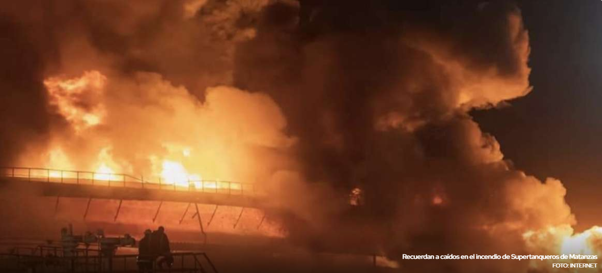 Incendio en la Base de Supertanqueros,